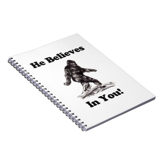 Bigfoot Sasquatch Sighting - hij gelooft in jou Notitieboek (Rechterzijde)