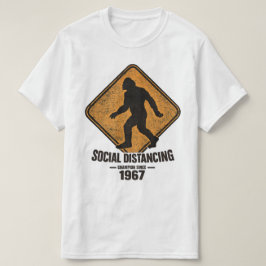Bigfoot Social Distancing Champion Licht T-shirt