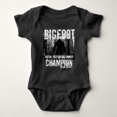 Bigfoot Social Distancing Champion Romper (Voorkant)