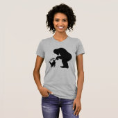Bigfoot Speelse Langharige Kat Boop T-shirt (Voorkant volledig)