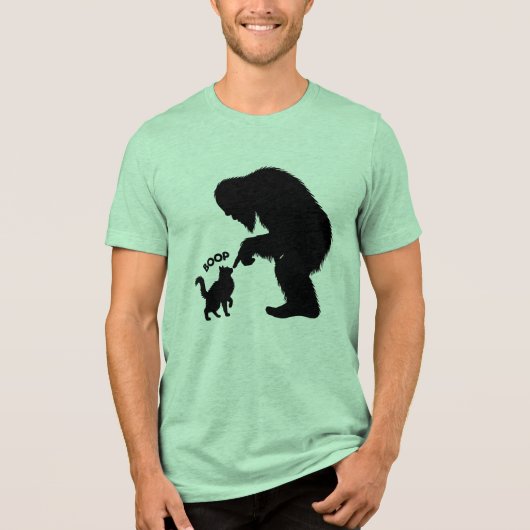 Bigfoot Speelse Langharige Kat Boop Tri-Blend Shirt (Voorkant)
