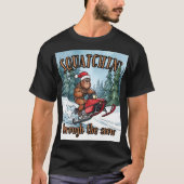Bigfoot Squatchin' through the Snow Christmas T-shirt (Voorkant)