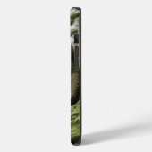 Bigfoot staand in Trees AI art Case-Mate iPhone Case (Achterkant / Links)