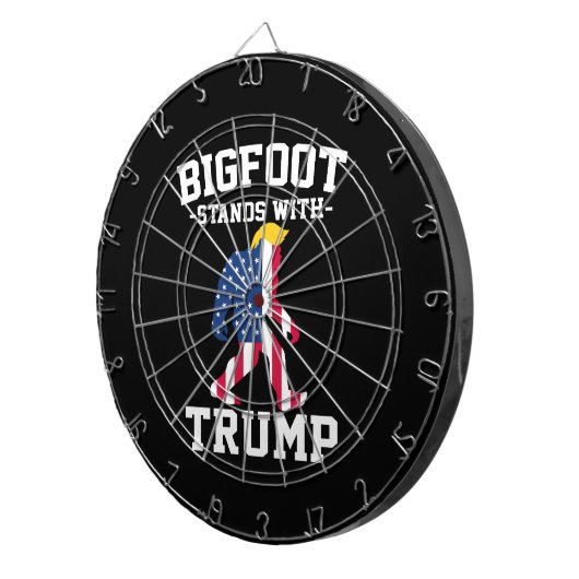Bigfoot staat met Trump 2024 verkiezingen Dartbord (Voorkant Rechts)
