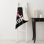 Bigfoot staat met Trump 2024 verkiezingen Sherpa Deken (In situ)