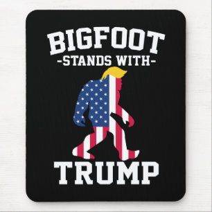 Bigfoot steunt Trump 2024 Verkiezingen Muismat