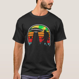 Bigfoot Sunset  Retro Ufo Alien T-Shirt