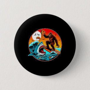 Bigfoot surfen eetpizza haaienaanval Funny Ar Ronde Button 5,7 Cm