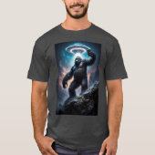 Bigfoot taking a Selfie with UFOs T-shirt (Voorkant)