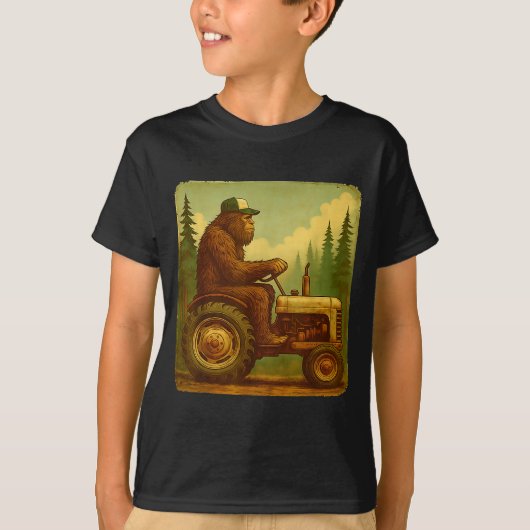 Bigfoot Tractor Farmer Design For Men Farming Farm T-shirt (Voorkant)