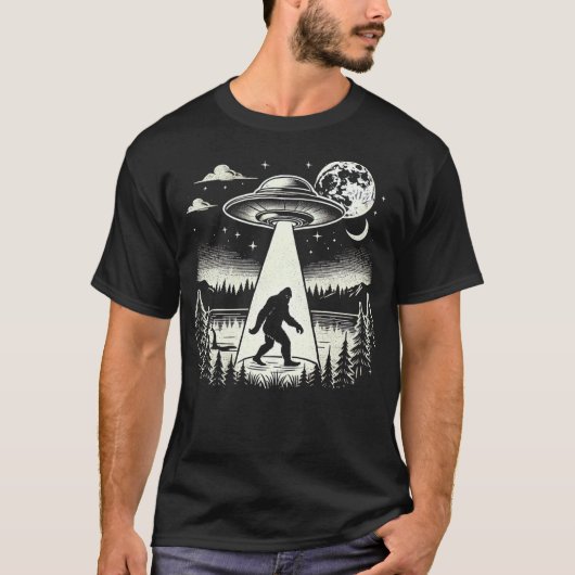 Bigfoot UFO Abduction T-Shirt - Grappig Cryptid (Voorkant)