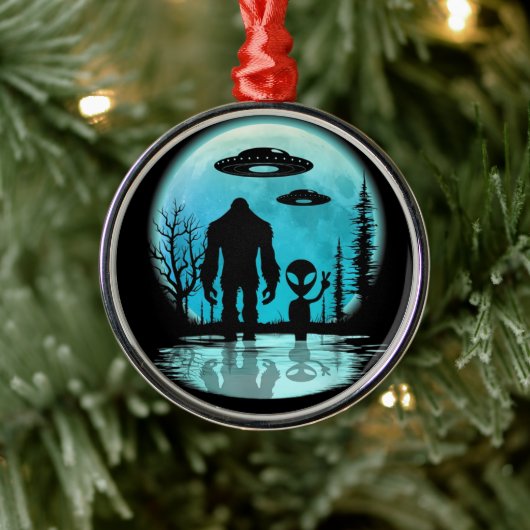 Bigfoot UFO Alien Metalen Ornament (Boom)