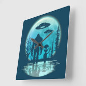 Bigfoot UFO Alien Vierkante Klok (Hoek)