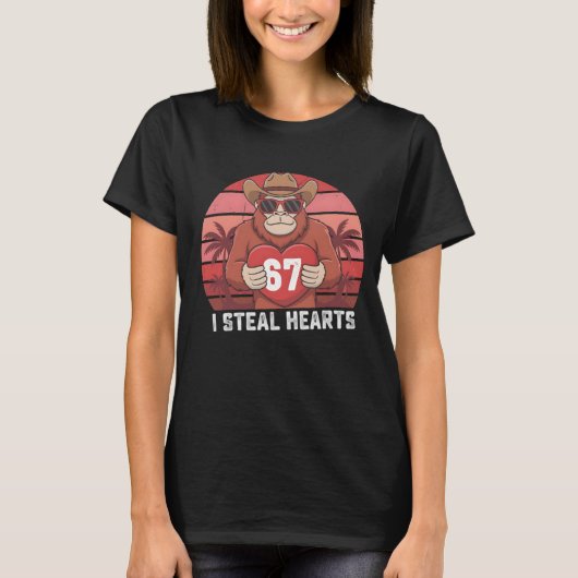 Bigfoot Valentine PNG Sublimation Design T-shirt (Voorkant)