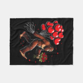 Bigfoot Valentines Day Funny Sasquatch Hearts Love Fleece Deken (Voorkant (Horizontaal))