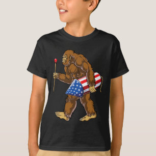 Bigfoot-Vuurwerk 4 juli mannen Sasquatch Amerika T-shirt