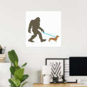Bigfoot Walking Dachshund Sasquatch Doxie Dog Gift Poster (Thuiskantoor)