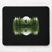 Bigfoot Walking Forest Sasquatch Woods Parks Men W Muismat (Voorkant)