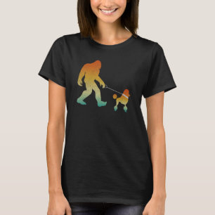 Bigfoot Walking Poedel Funny Sasquatch Huisdier Ho T-shirt
