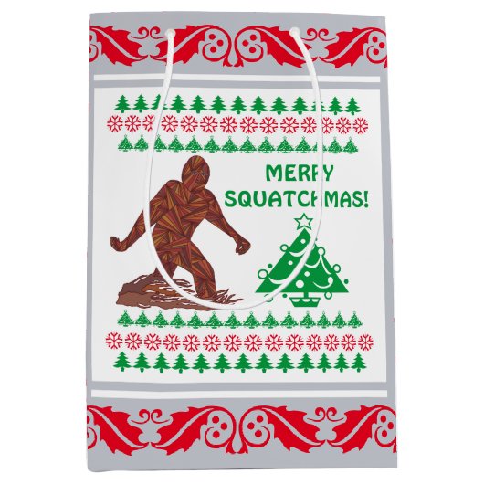 Bigfoot Walking Sasquatch Silver Red Funny Medium Cadeauzakje (Voorkant)