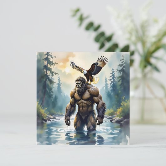 Bigfoot with an Eagle on his Shoulder  (Staand voorkant)