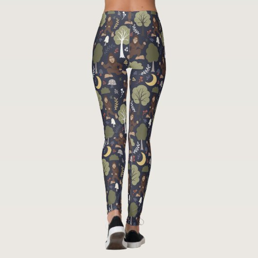 Bigfoot's Midnight Forest Adventure Leggings (Achterkant)