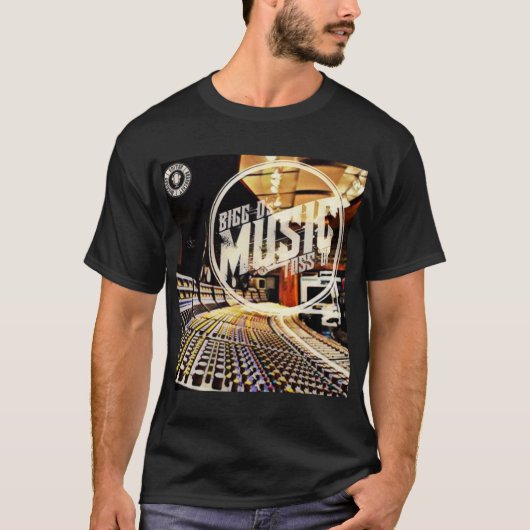Bigg Ds Music Toss-Up Studio T-Shirt (Voorkant)