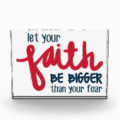 Bigger than your fear fotoblokken (Voorkant)