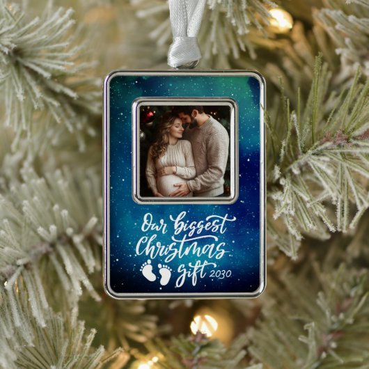 Biggest Christmas Gift | Pregnancy Photo Verzilverd Omlijst Ornament (Boom)