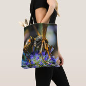 Bij bewustzijn All-Over-Print Tote Tas (Dichtbij)