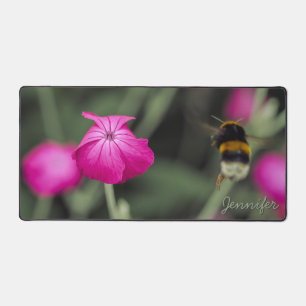 Bij en roze bloem natuurfoto met naam bureaumat
