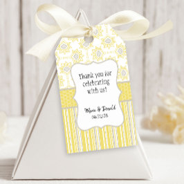 Bij gele en grijze geometrische favor cadeaulabel