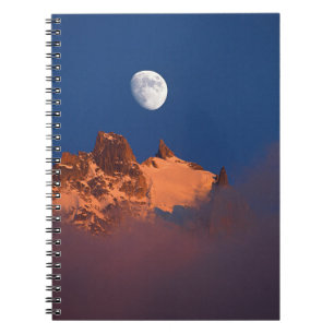 Bij zonsopgang Aiguille du Plan Chamonix, Frankr Notitieboek
