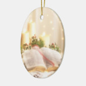 Bijbel, kaarsen en Holly - Keramisch Ornament (Links)