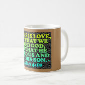Bijbelvers van 1 John 4:10. Koffiemok (Voorkant rechts)