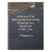 Bijbelverse Phillippians 4:7 Notitieboek (Voorkant)