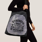 Bijbelversie: "Sterkte ideaal in zwakte" Crossbody Tas (Dichtbij)