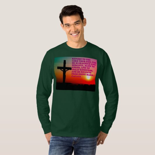 Bijbelversie van Joel 2:13. T-shirt (Voorkant volledig)