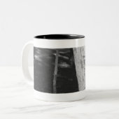 Bijdragen aan boomstam B&W Tweekleurige Koffiemok (Voorkant links)