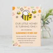 Bijen 1e verjaardag Uitnodigingen Ons kleine honin (Staand voorkant)