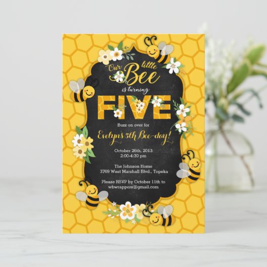 Bijen 5e verjaardag van de uitnodiging van de Birt (Staand voorkant)