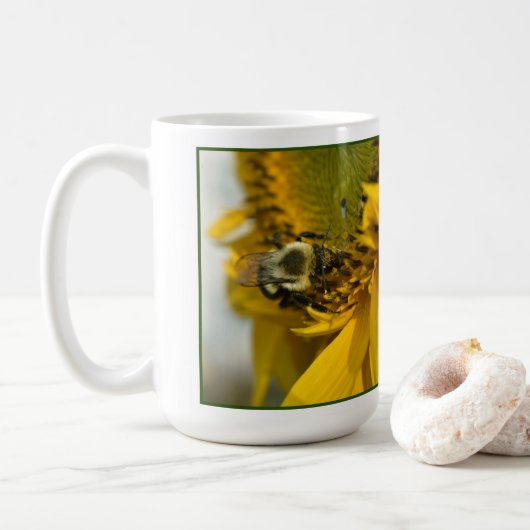 Bijen Bijen op een Zonnebloem Koffiemok (Met donut)