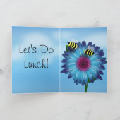 Bijen die bijeenkomen om blauw te blazen kaart (Binnen)