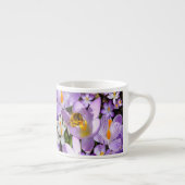 Bijen die Nectar verzamelen van snijbloemen Coffee Espresso Kop (Rechts)