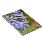 Bijen die Nectar Zoeken Natuur Kunst Gebedsjournaa Notitieboek (Rechterzijde)