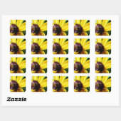 Bijen en gele bloem vierkante sticker (Vel)