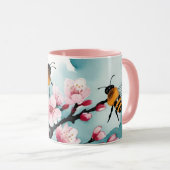 Bijen en roze kersenbloesems met blauwe lucht mok (Voorkant rechts)