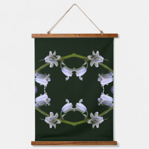 Bijen op Bluebell Flower vermenigvuldigd Abstract Hangend Wandkleed