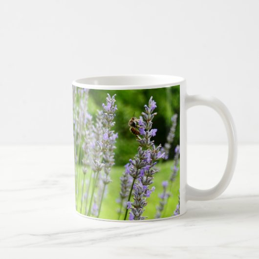 Bijen op de Lavender Summer Floral Koffiemok (Rechts)