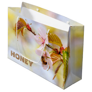 Bijen op een Cherry Flower Large Cadeautasje